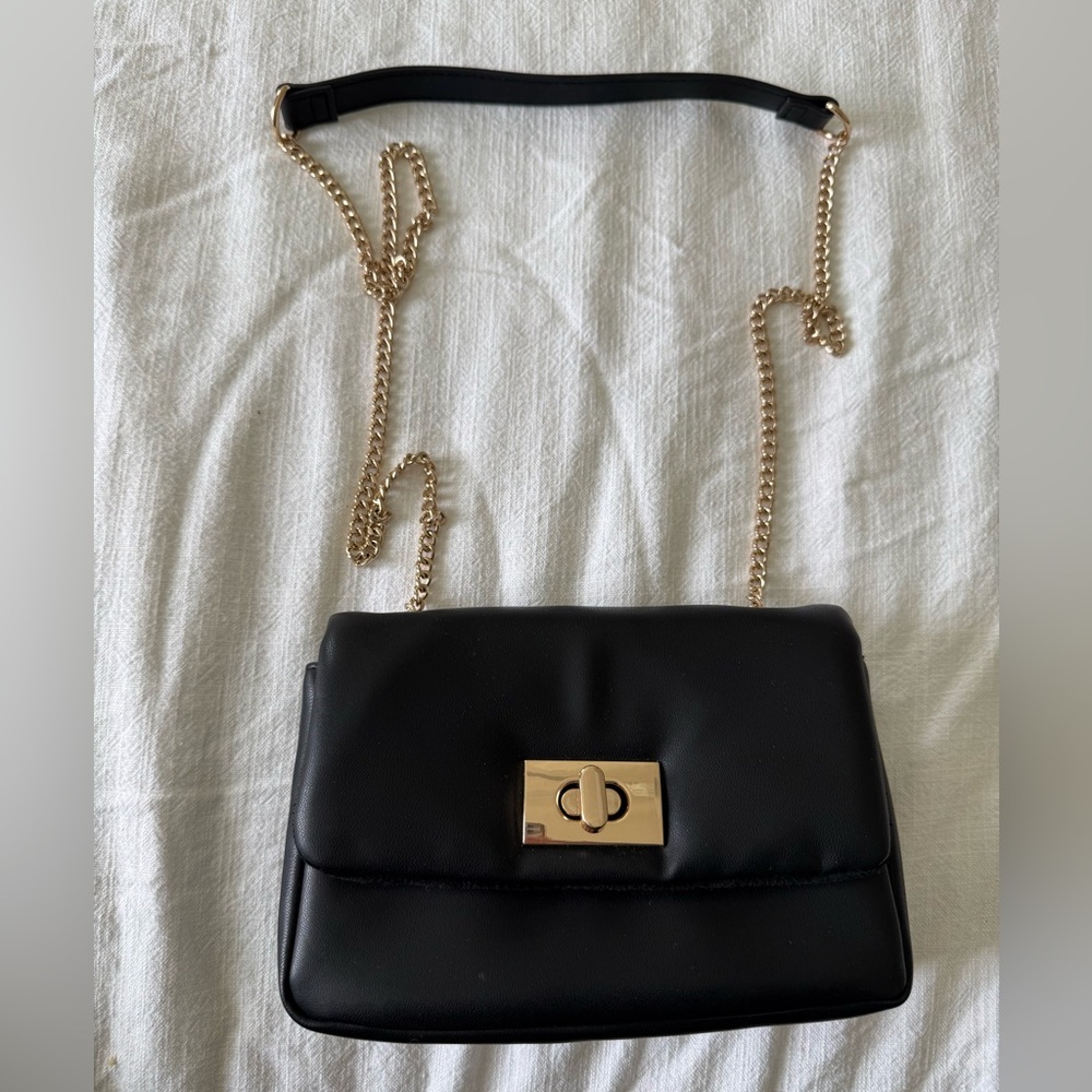 H&M Black Crossbody Bag with Gold Chain